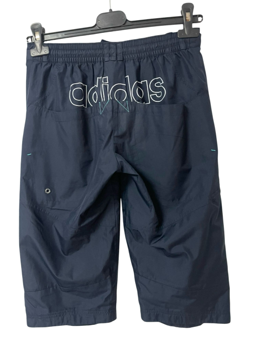Adidas pantaloni scurti                            152 [2]