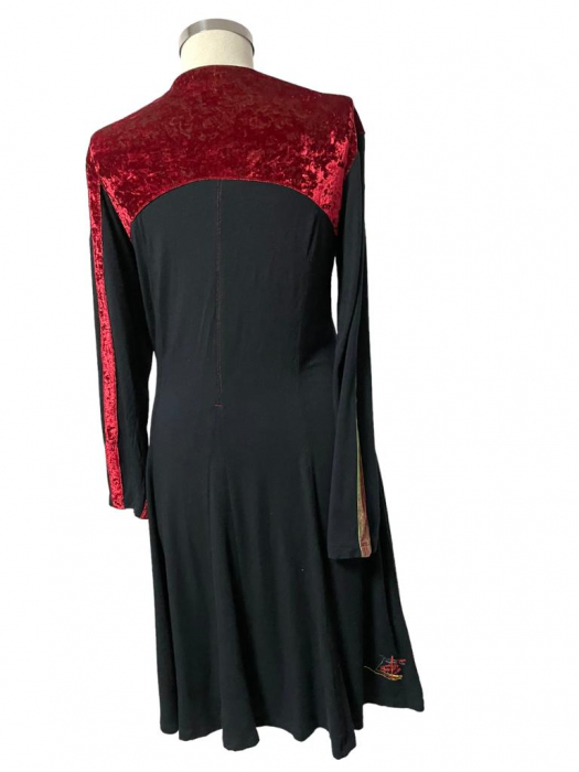 Adventures des Toiles rochie                           L [2]