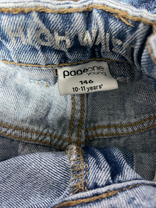 Page One blugi                          146 [3]