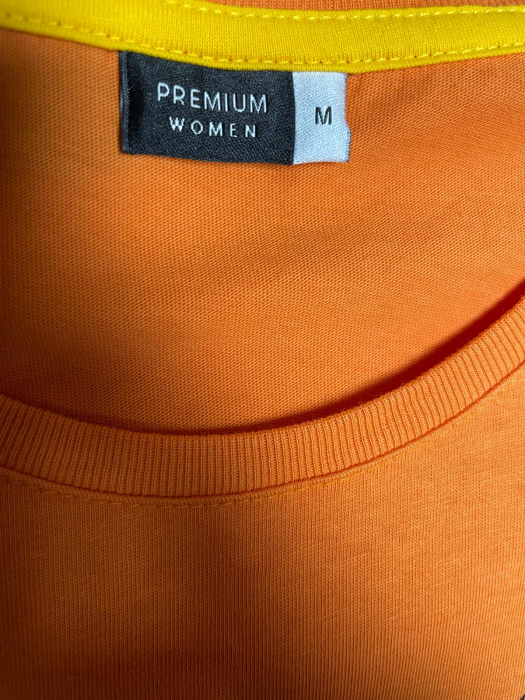 Tricou                              M [3]