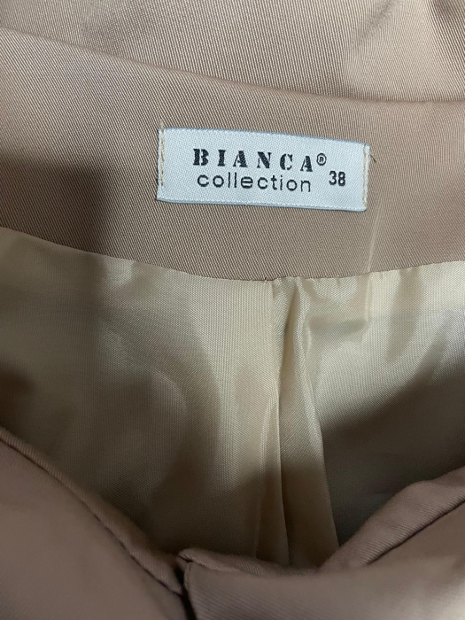 Bianca trench                        S [3]