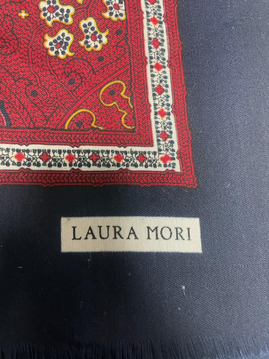 Laura Mori esarfa [2]