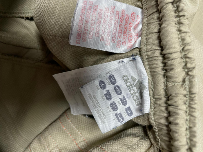 Adidas pantaloni scurti             116 [3]