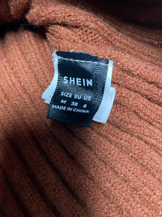 Shein pulover                       S [3]