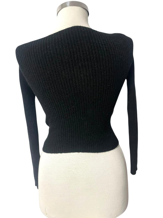 Pulover                             XS [2]