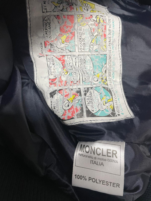 Moncler vesta                        M/40 [3]