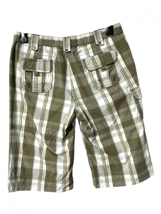 Pantaloni scurti                         M [2]