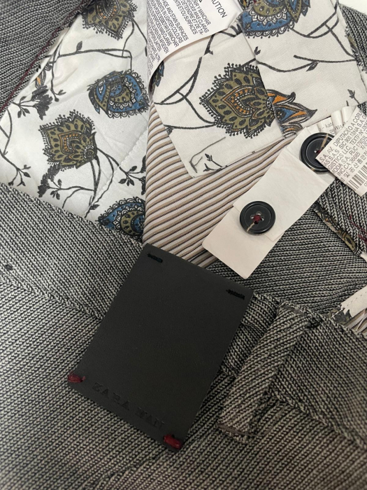 Zara pantaloni                     S [3]