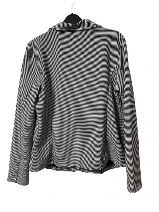 Sacou Street One                            L [2]