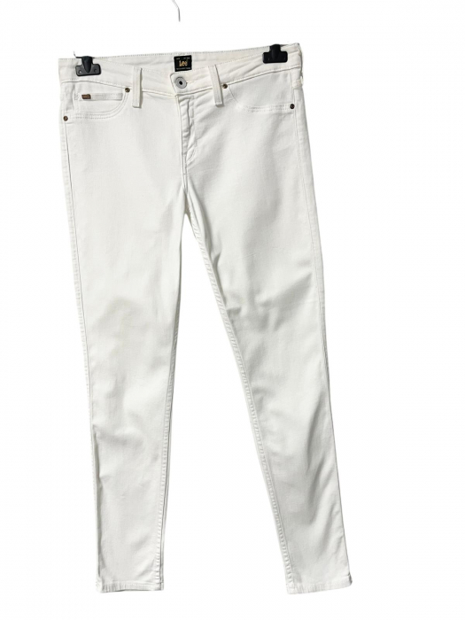 Lee blugi                                  L [1]