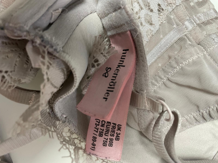 Hunkemoller sutien                             75 B [3]