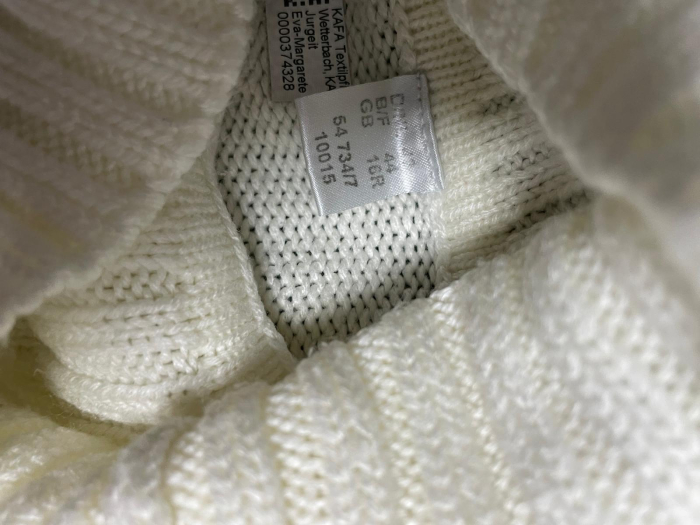 Pulover                        XL [3]