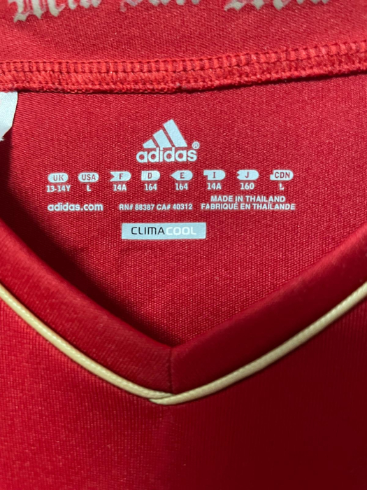Adidas tricou                               164 [3]