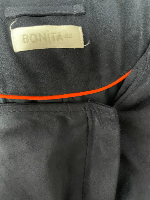 Bonita jacheta                         L-XL [4]