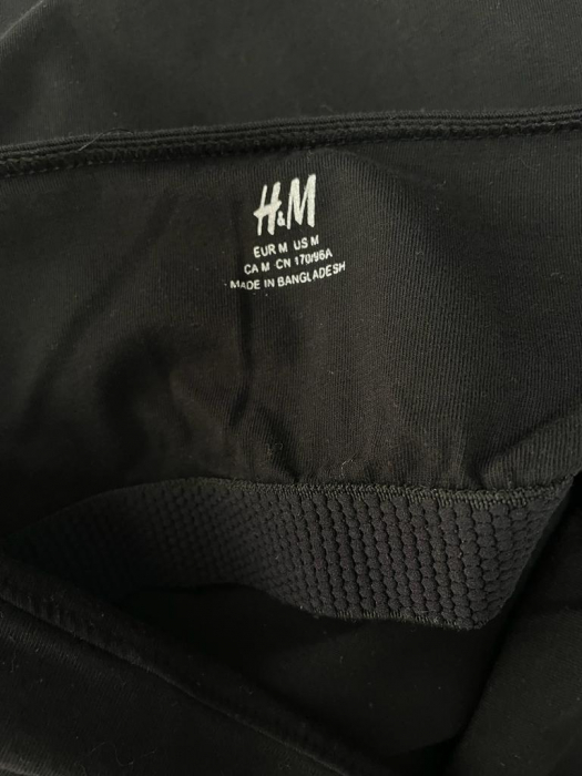 Top H&M       M [3]