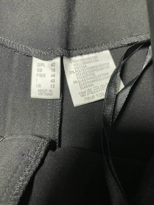 Pantaloni women      L 42 [3]