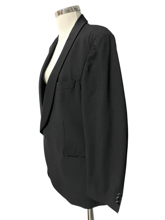 Hiller sacou                                M [2]