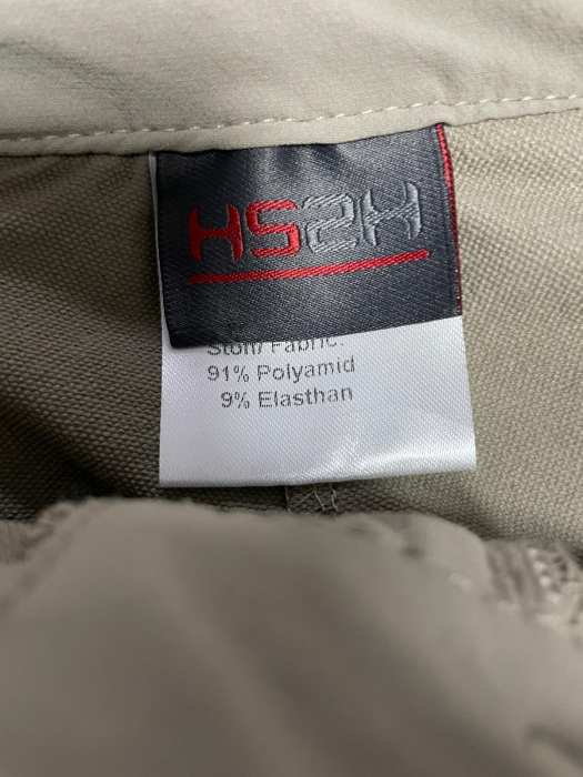 Pantaloni scurti                         XL [3]
