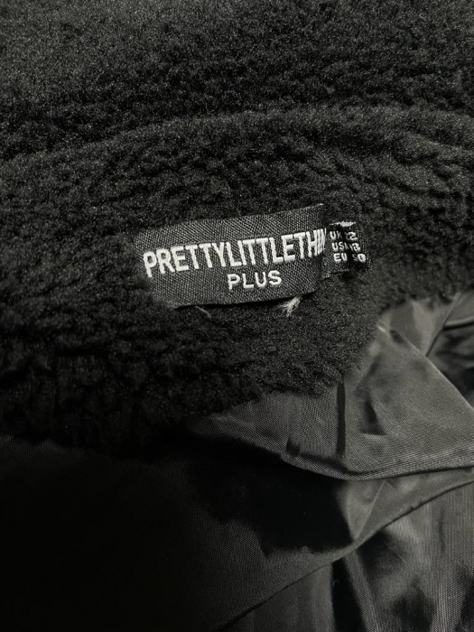 Pretty Little Thing palton                    3XL [4]