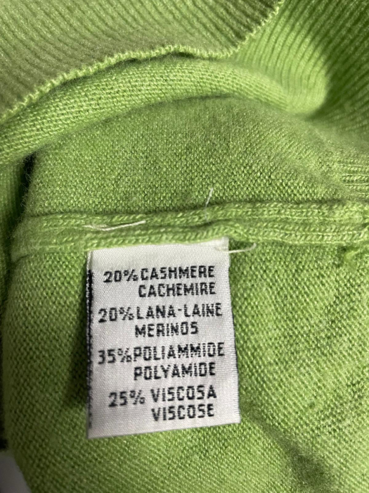 Pulover                               M [3]