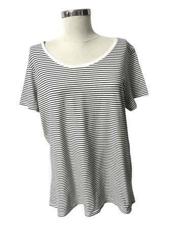 Tricouri si maiouri - C&A tricou                             XL