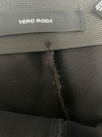 Vero Moda pantaloni crop                         S [2]