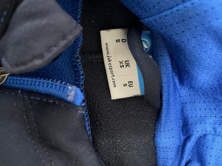 Jako hanorac                            164 [2]