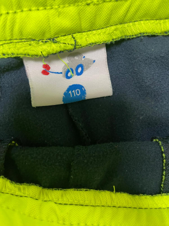 Pantaloni sport                      110 [2]