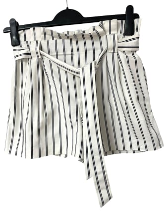 Pantaloni scurti - Zara pantaloni scurti                        S