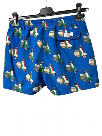 Pantaloni scurti                          12 ani [1]