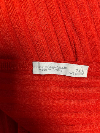 Zara body                          M [2]
