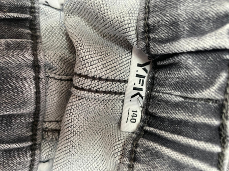 Y.F.K pantaloni scurti                         140 [2]