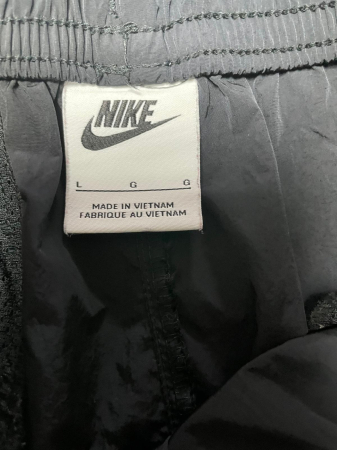 Nike pantaloni scurti                         L [2]
