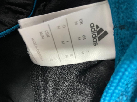 Adidas pantaloni scurti                          M [2]