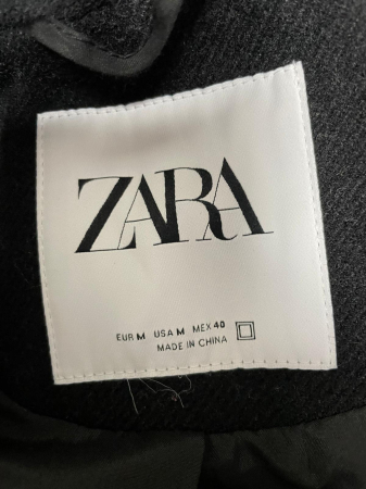 Zara palton                         L [2]