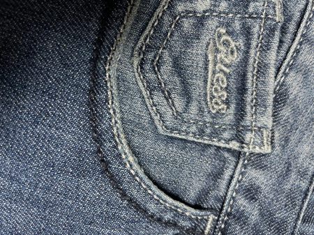 Guess fusta                                 12 ani [4]