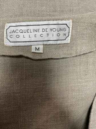 Jacqueline de Yong vesta in                                       L [2]