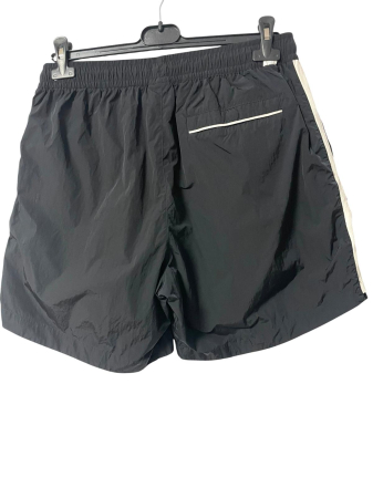 Nike pantaloni scurti                         L [1]