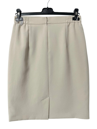 Costum                           L [4]