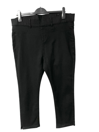 Pantaloni scurti - Janina blugi elastici 3/4                               XL