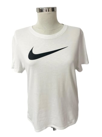 Tricouri si maiouri - Nike tricou                            M