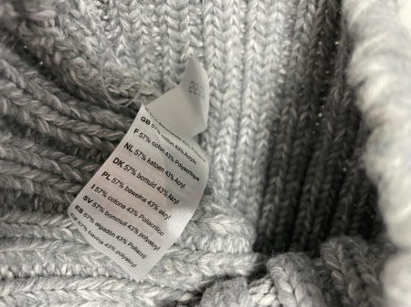 Caciula                         6 ani [1]