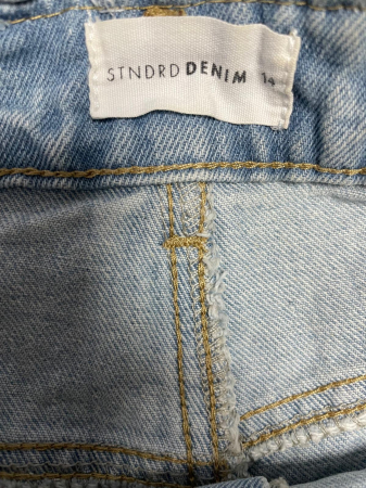 Pantaloni scurti                             XL [2]