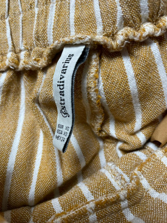 Stradivarius pantaloni                      XS [2]