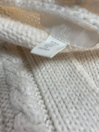 H&M cardigan                          XL [3]