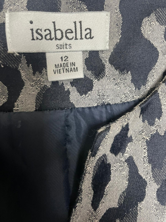 Isabella sacou                         L [2]
