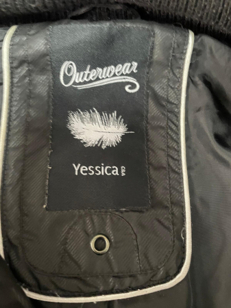 Yessica geaca puf si pene                 L [4]