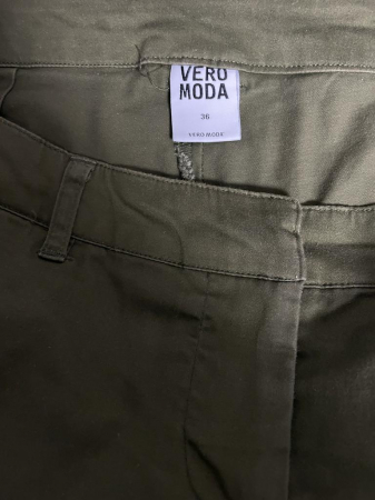 Pantaloni scurti      S [2]