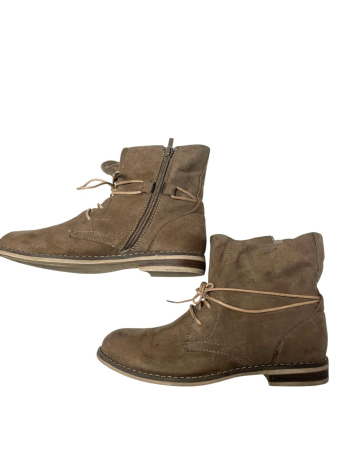 Ghete piele intoarsa                            40 [4]