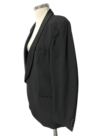 Hiller sacou                                M [1]